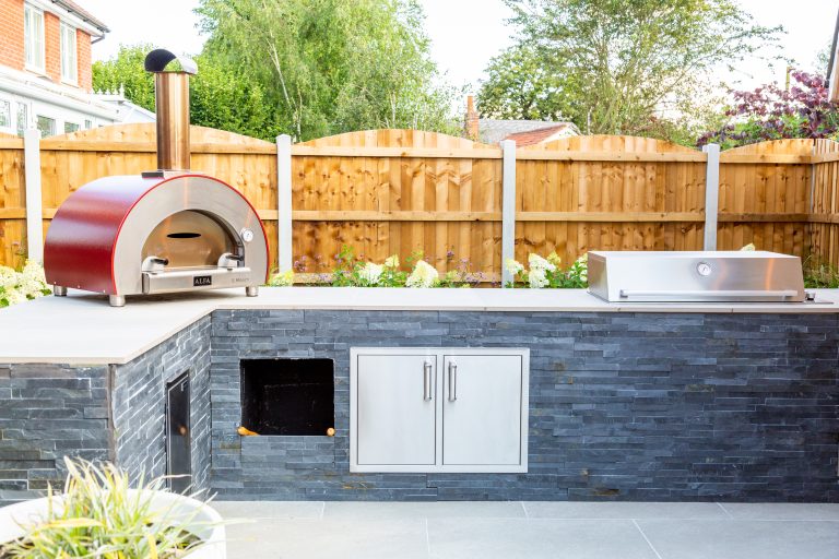 ‘Spring‘ into Action – Part 2 Best BBQs and Outdoor Kitchens
